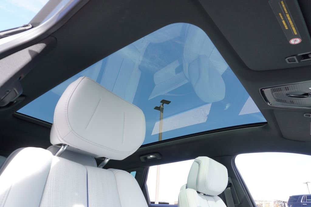 New 2025 Cadillac Lyriq Sport RWD image 12