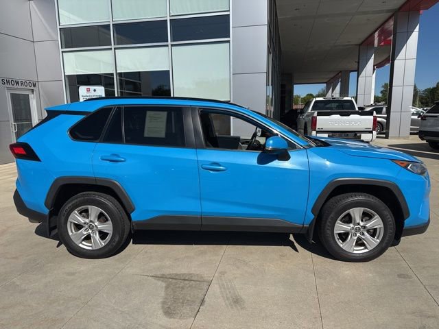 Used 2021 Toyota RAV4 XLE AWD/4WD image 9