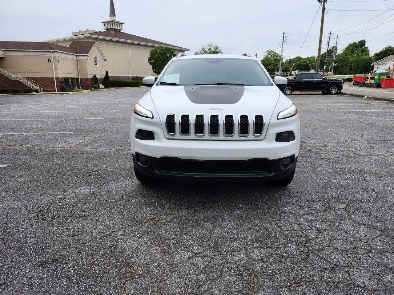 Used 2016 Jeep Cherokee Latitude AWD/4WD image 2