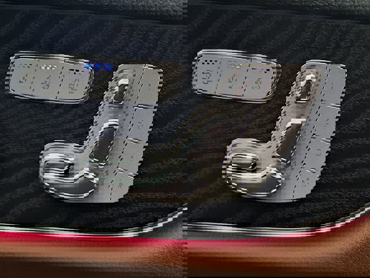 Used 2019 Mercedes-Benz E 450 4MATIC Cabriolet image 51