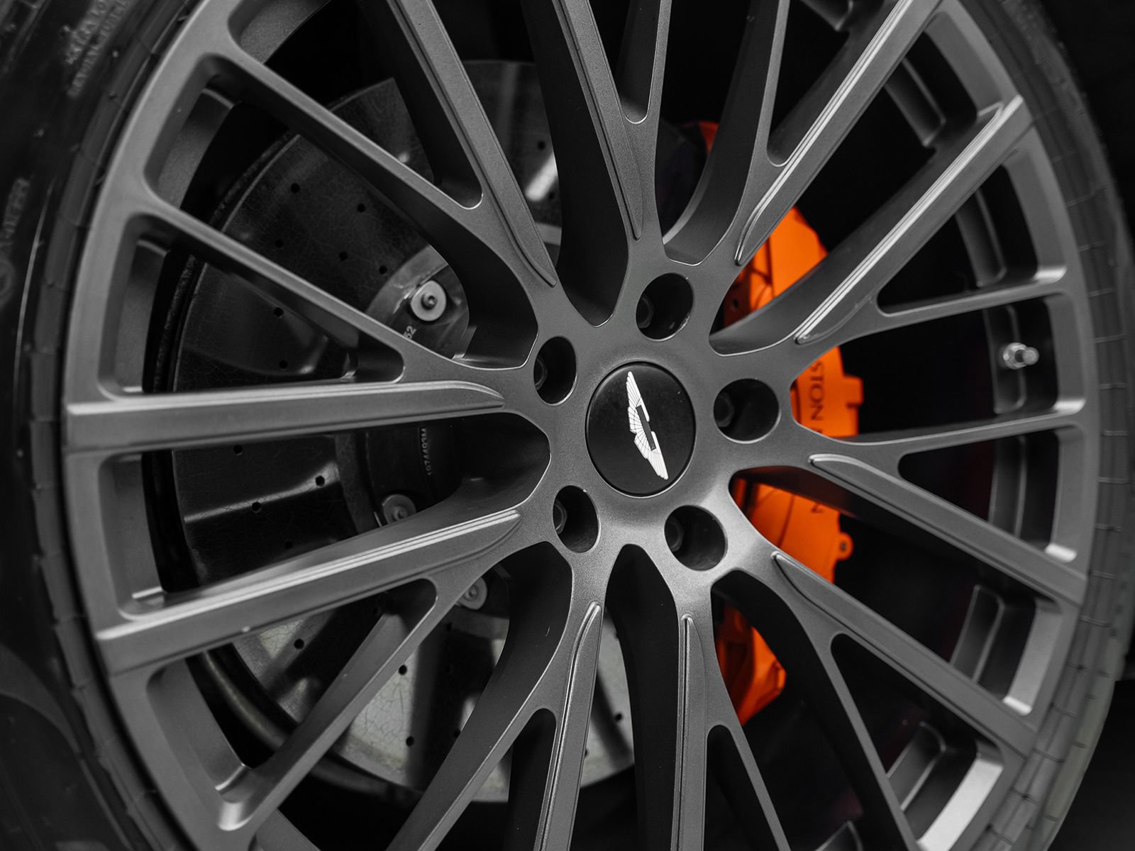 Used 2023 Aston Martin DBX 707 AWD/4WD image 23