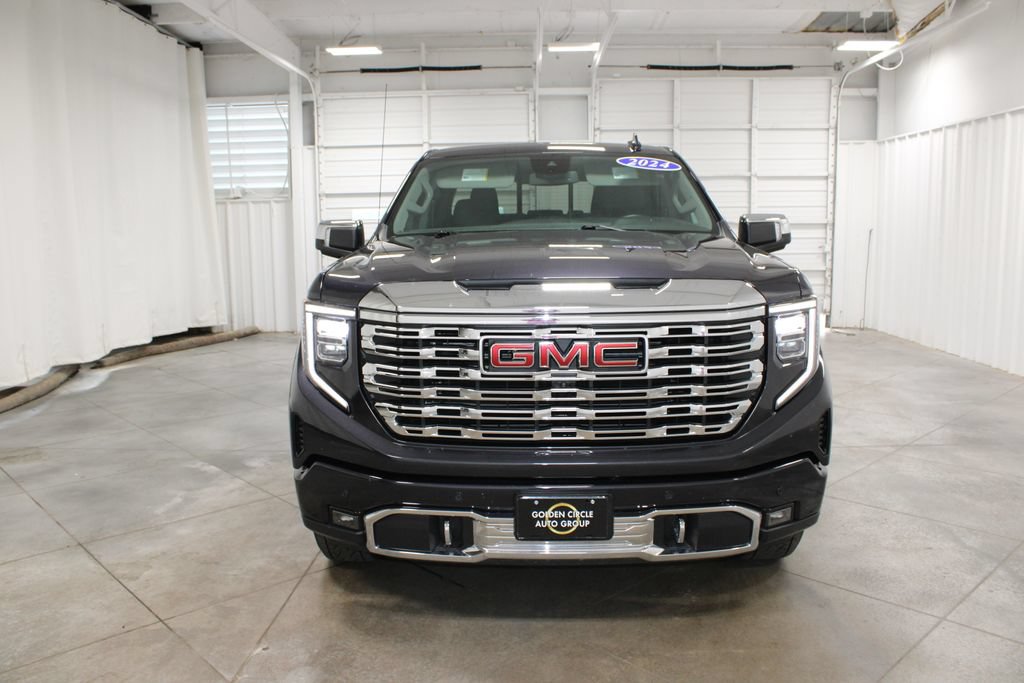 Used 2024 GMC Sierra 1500 Denali AWD/4WD image 3