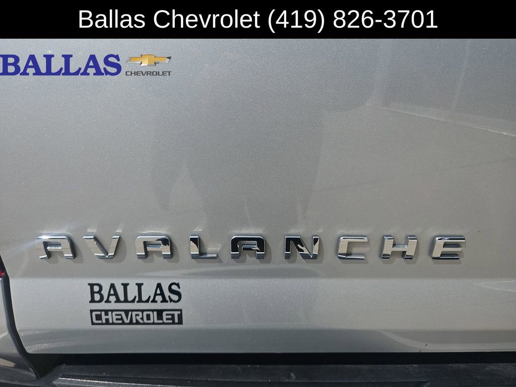 Used 2010 Chevrolet Avalanche LT w/ Luxury Package AWD/4WD image 31