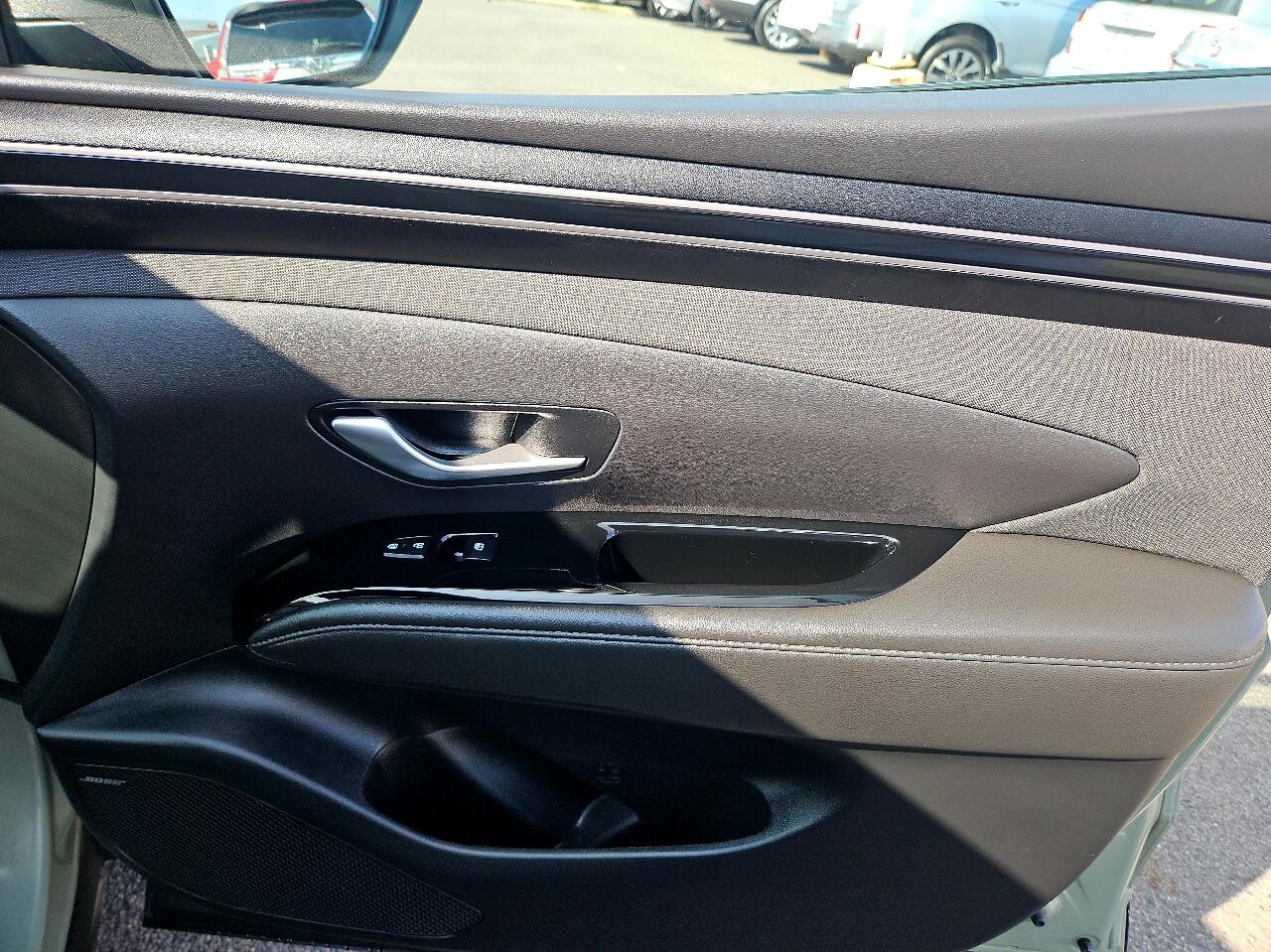 Used 2022 Hyundai Santa Cruz Limited image 22