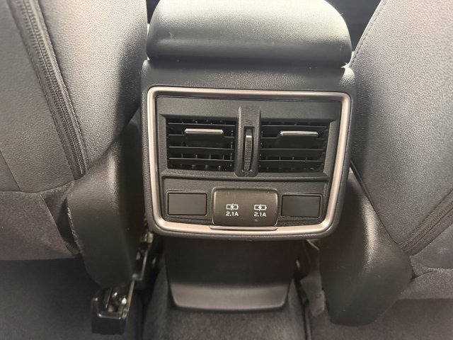 Used 2024 Subaru Forester Premium AWD/4WD image 13