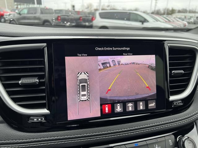 New 2026 Chrysler Pacifica Select w/ S Appearance Package AWD/4WD image 3