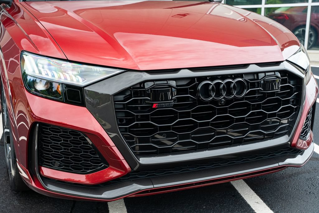 Used 2022 Audi RS Q8 w/ Carbon Optic Package AWD/4WD image 5