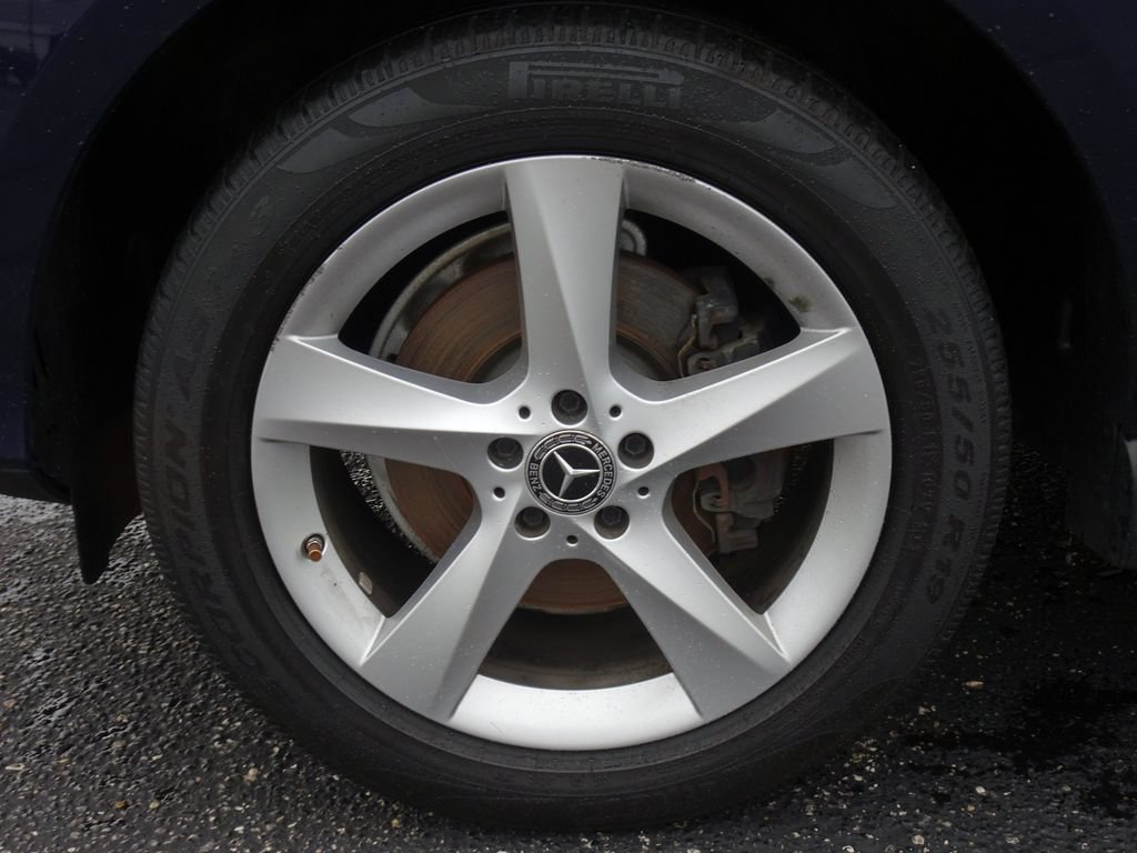 Used 2018 Mercedes-Benz GLE 350 4MATIC image 28