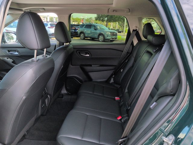 Certified 2026 Nissan Rogue Dark Armor AWD/4WD image 14