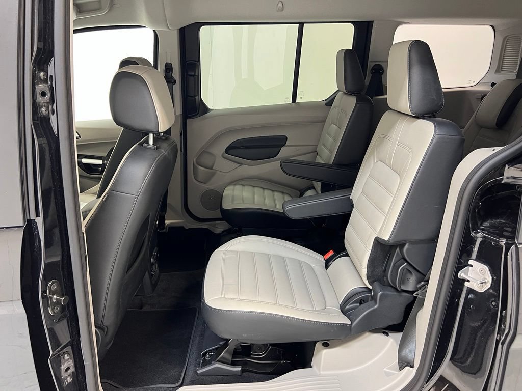 Used 2023 Ford Transit Connect Titanium FWD image 26
