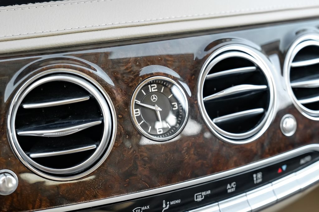 Used 2019 Mercedes-Benz S 560 Sedan image 29