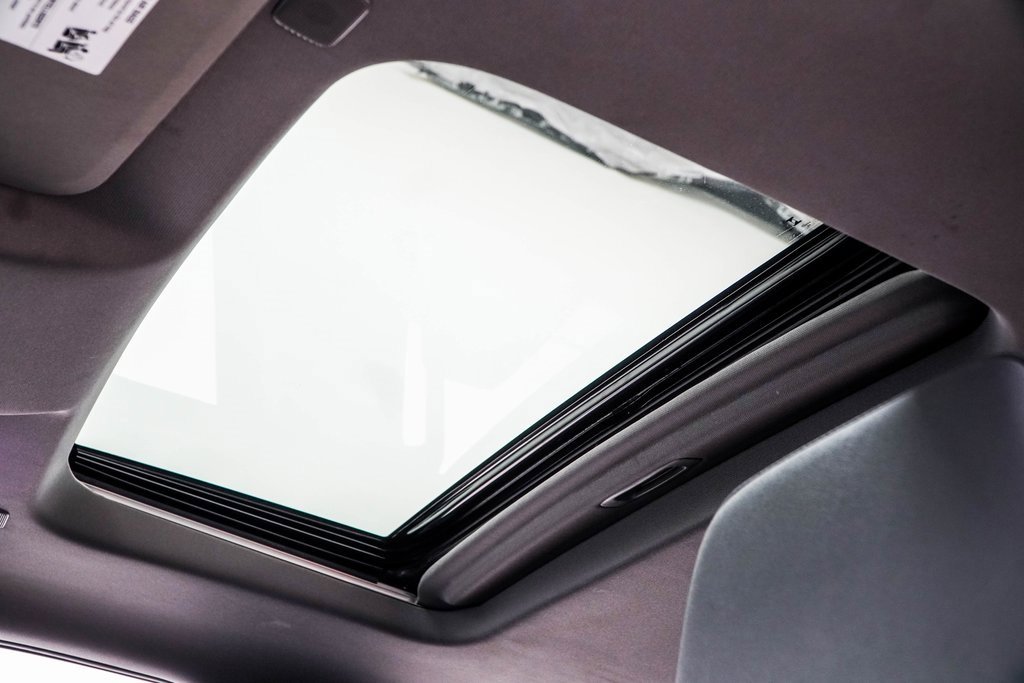 Used 2024 Chevrolet Silverado 3500 LTZ w/ LTZ Premium Package image 43