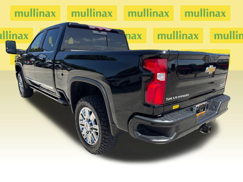 Used 2024 Chevrolet Silverado 2500 High Country w/ Technology Package AWD/4WD image 10