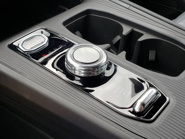 New 2026 Jeep Cherokee Laredo AWD/4WD image 11