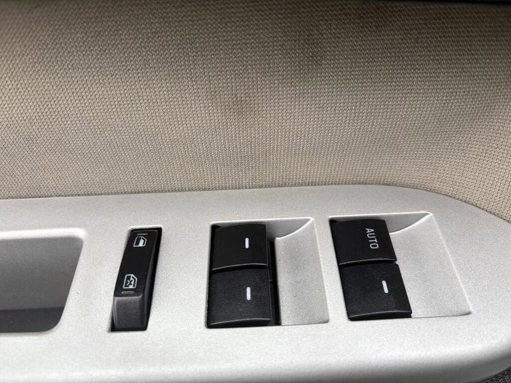 Used 2011 Mercury Mariner 2WD w/ 101A Rapid Spec Order Code image 13