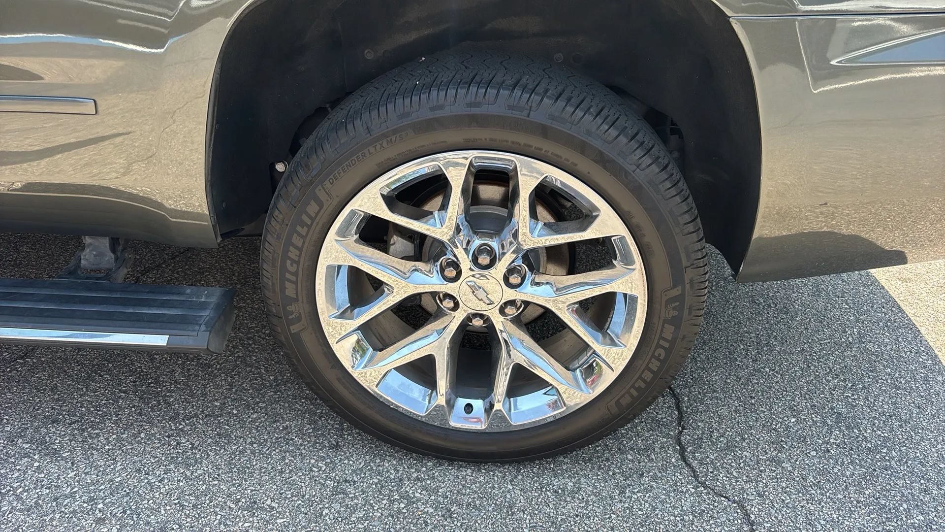 Used 2019 Chevrolet Tahoe Premier AWD/4WD image 26