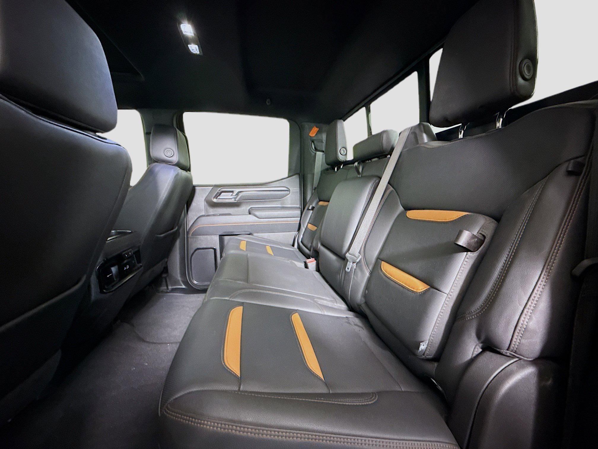 Used 2025 GMC Sierra 1500 AT4 w/ AT4 Premium Package image 25