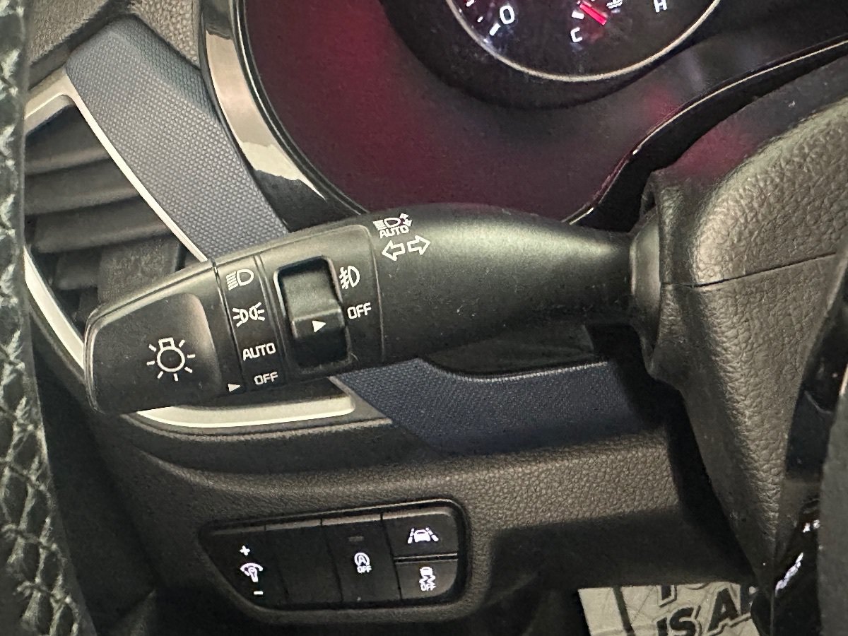 Used 2023 Kia Seltos Nightfall Edition AWD/4WD image 30