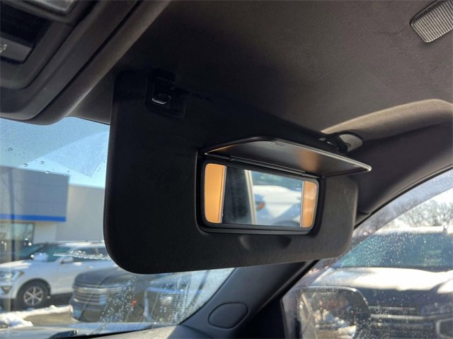 Used 2021 GMC Yukon Denali w/ Denali Premium Package image 28