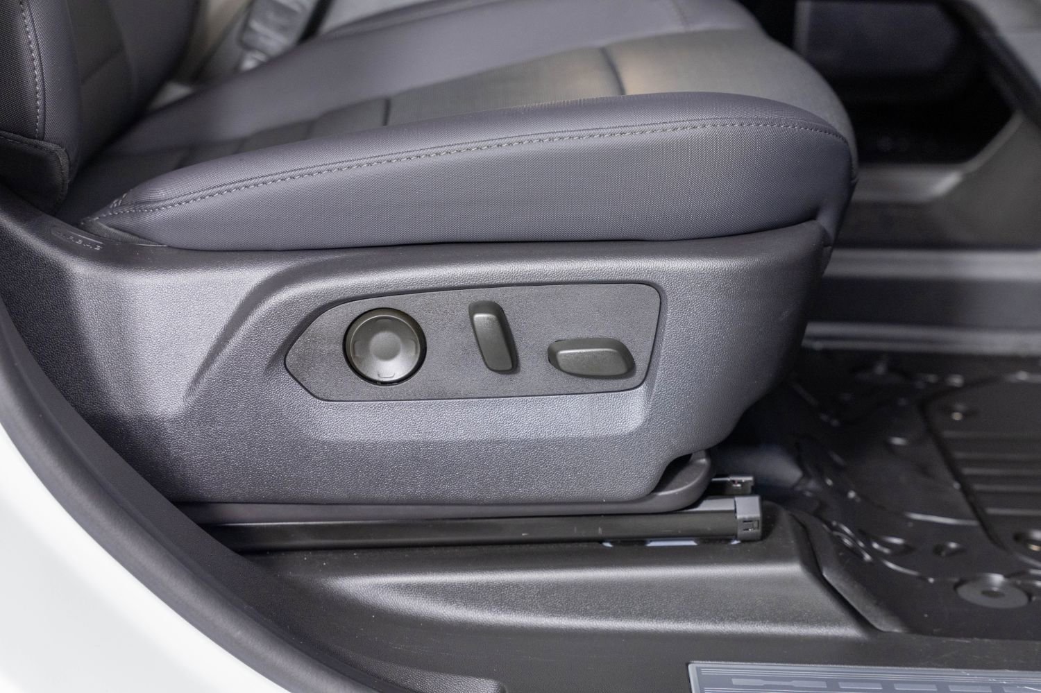 Used 2025 GMC Hummer EV 3X w/ Battery Pack, 24 Module Pack image 28