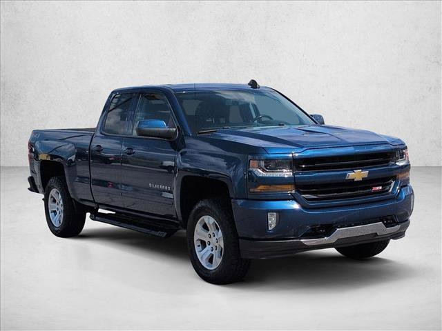 Used 2018 Chevrolet Silverado 1500 LT w/ All Star Edition AWD/4WD image 3