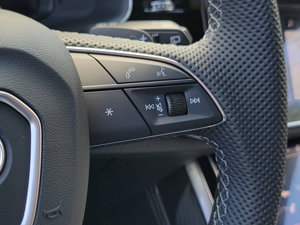 New 2026 Audi SQ8 Premium Plus AWD/4WD image 9