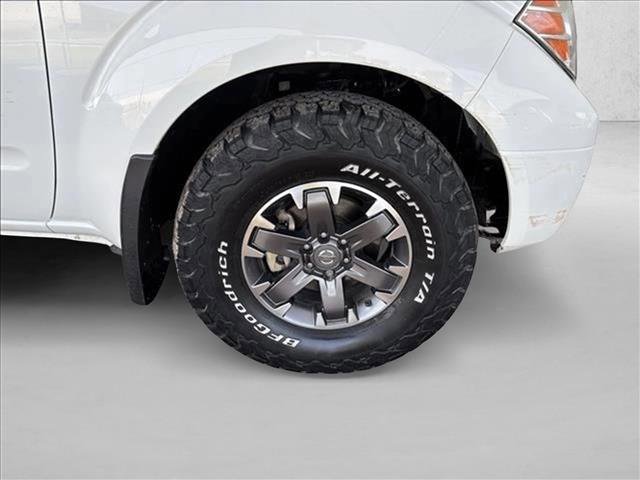 Used 2020 Nissan Frontier PRO-4X w/ Pro-4x Utility Package image 19