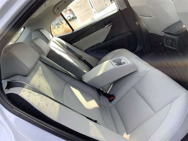 Used 2025 Toyota Camry XLE image 12
