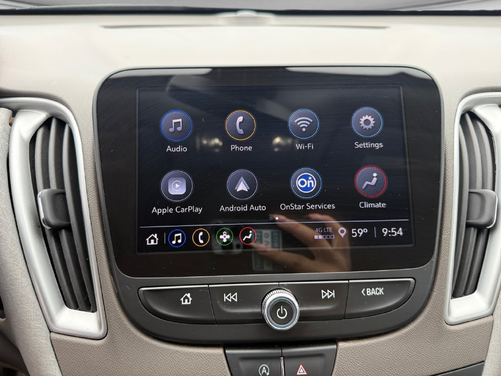 Used 2022 Chevrolet Malibu LT FWD image 26
