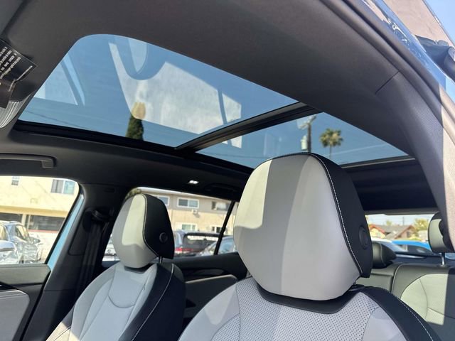 New 2026 Volkswagen Tiguan SE R-Line FWD image 15