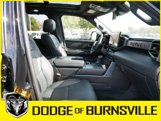 Used 2025 Toyota Sequoia TRD Pro AWD/4WD image 12