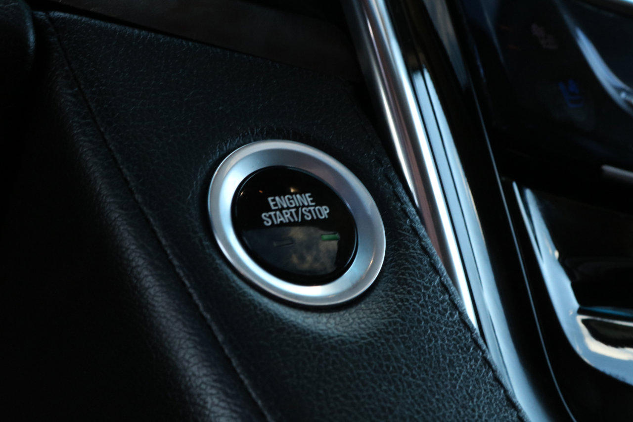 Used 2017 Cadillac Escalade Premium Luxury image 30