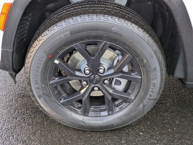 New 2026 Jeep Grand Cherokee Altitude AWD/4WD image 36