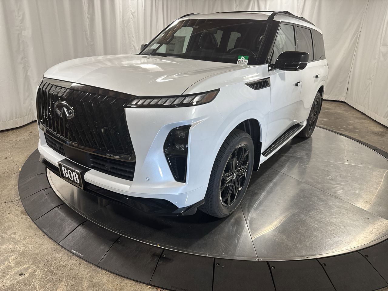 New 2026 INFINITI QX80 Sensory image 1