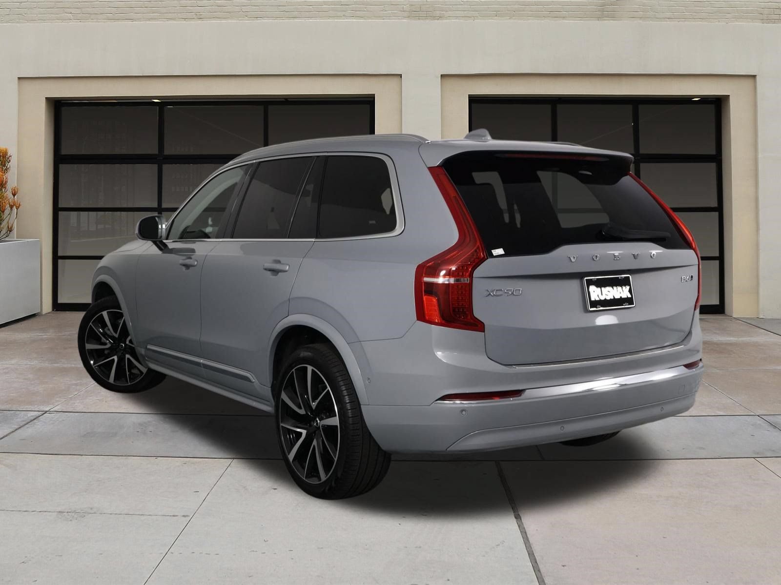 Certified 2024 Volvo XC90 B6 Ultimate AWD/4WD image 2