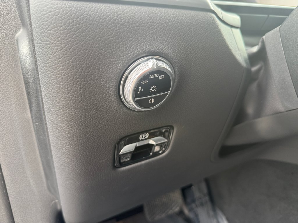 Used 2023 Mercedes-Benz GLC 300 4MATIC image 21