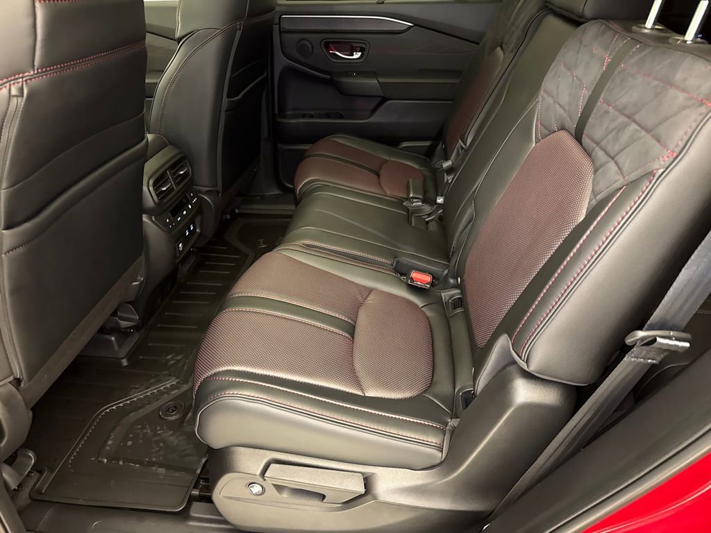 New 2026 Honda Pilot Black Edition image 19