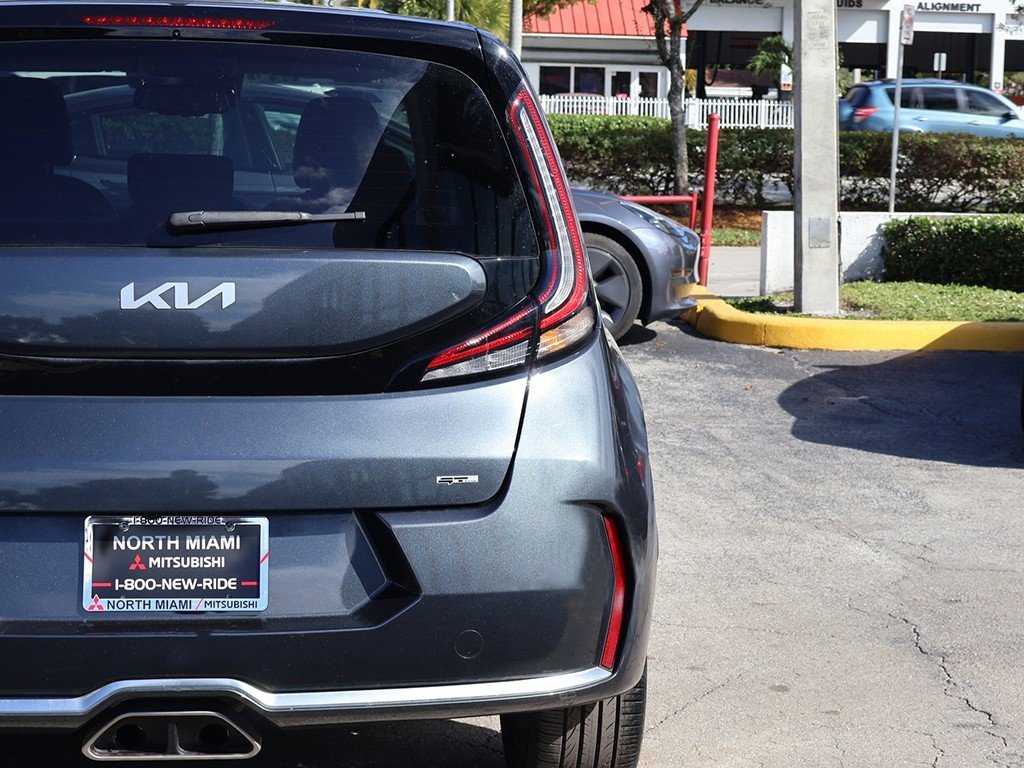 Used 2023 Kia Soul GT-Line w/ GT-Line Technology Package image 15