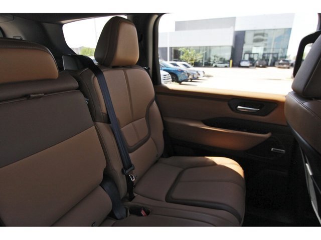 New 2026 Nissan Armada SL AWD/4WD image 10