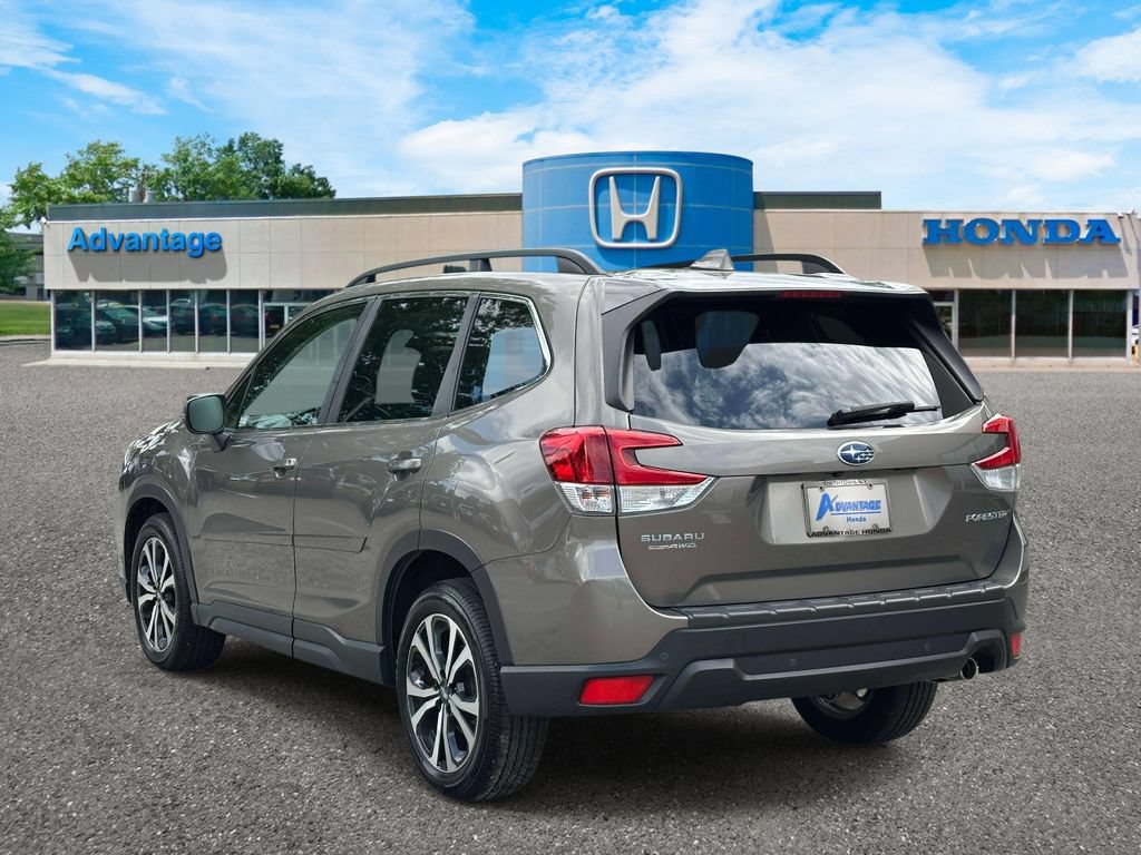 Used 2020 Subaru Forester Limited AWD/4WD image 4