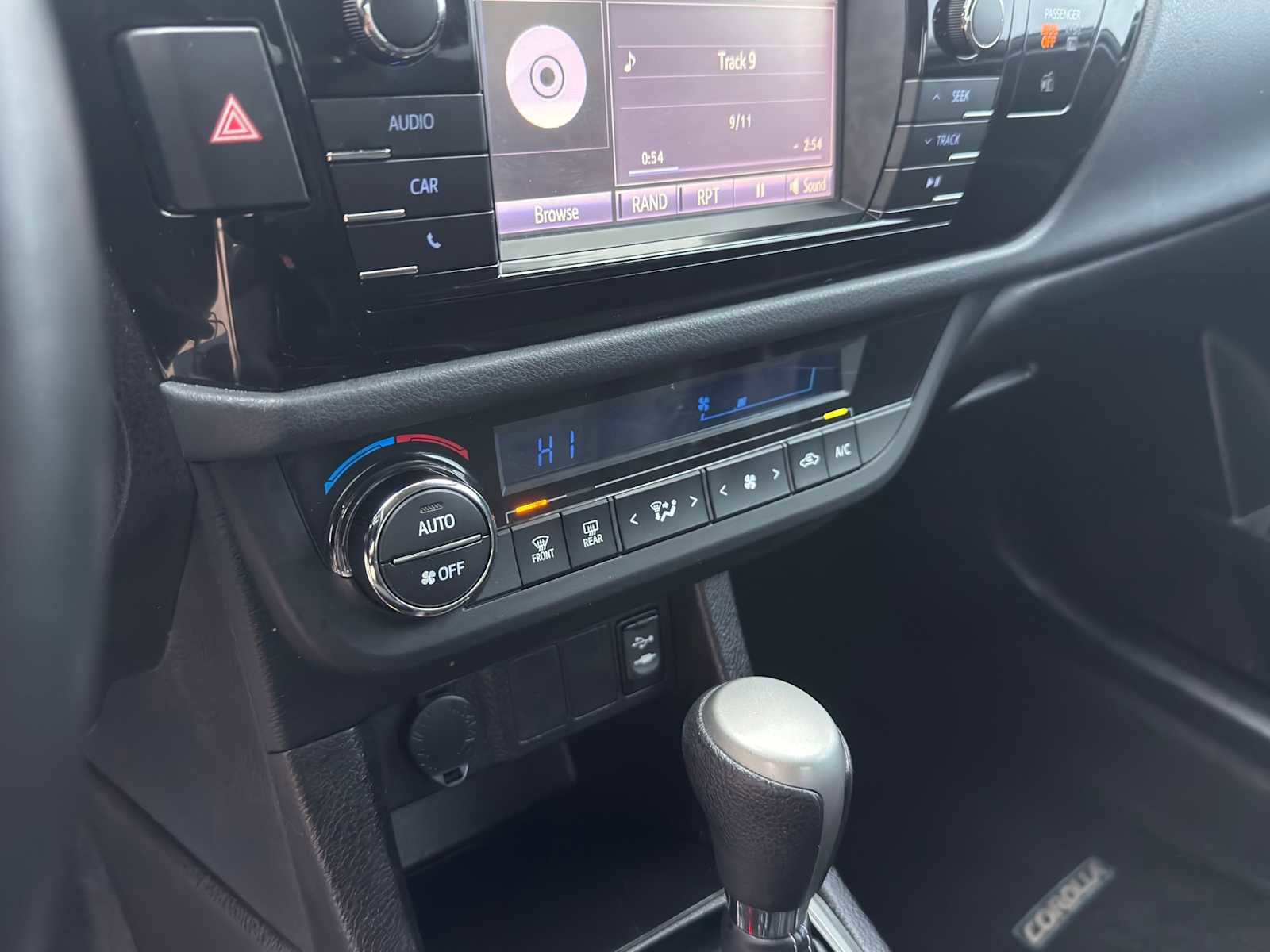 Used 2014 Toyota Corolla S FWD image 14