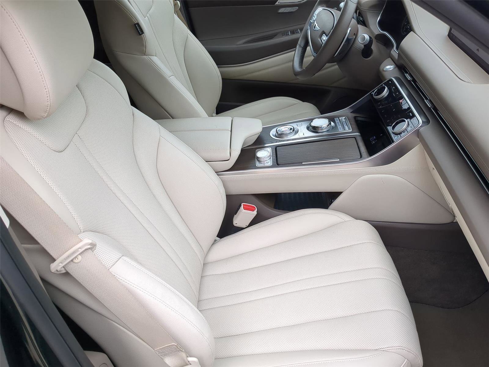 Used 2024 Genesis GV80 3.5T image 17