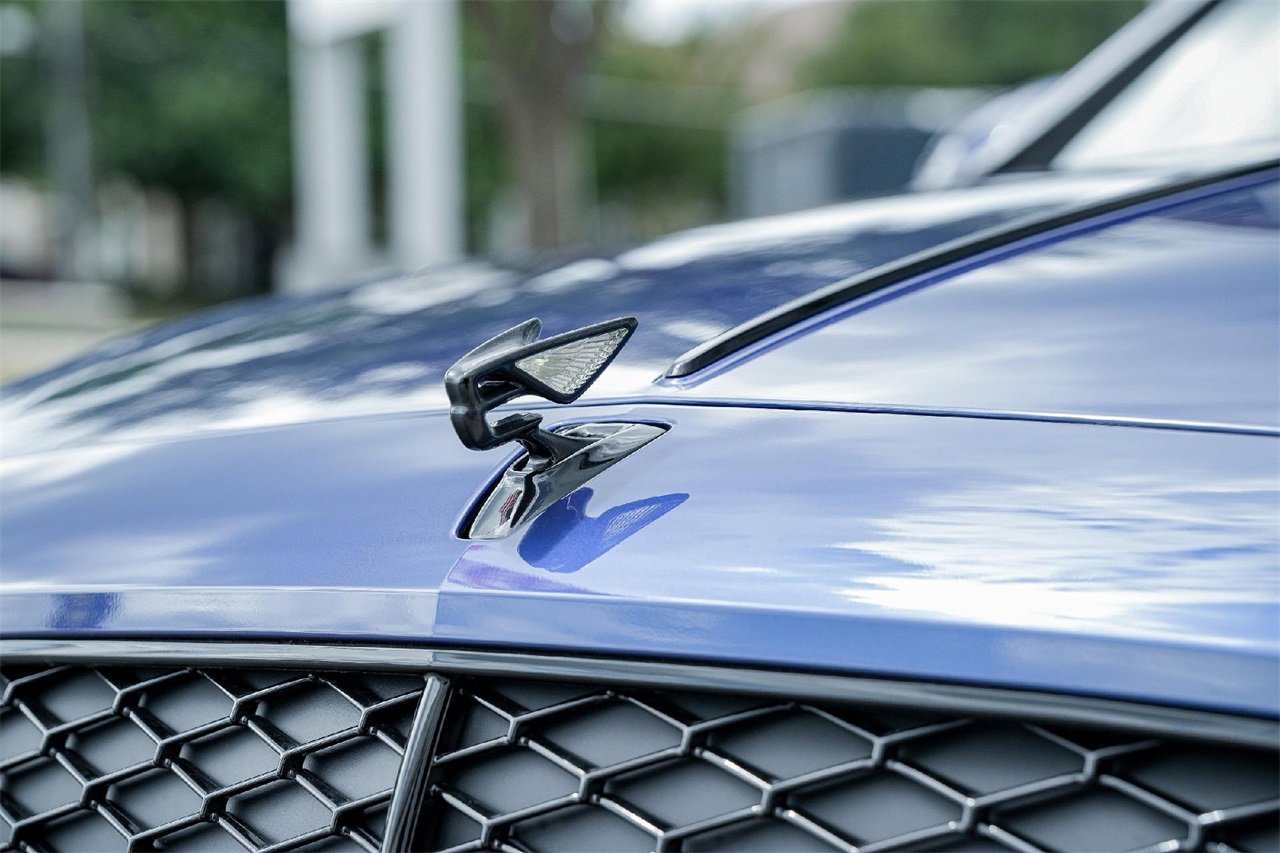 New 2025 Bentley Flying Spur Plug-In Hybrid image 5