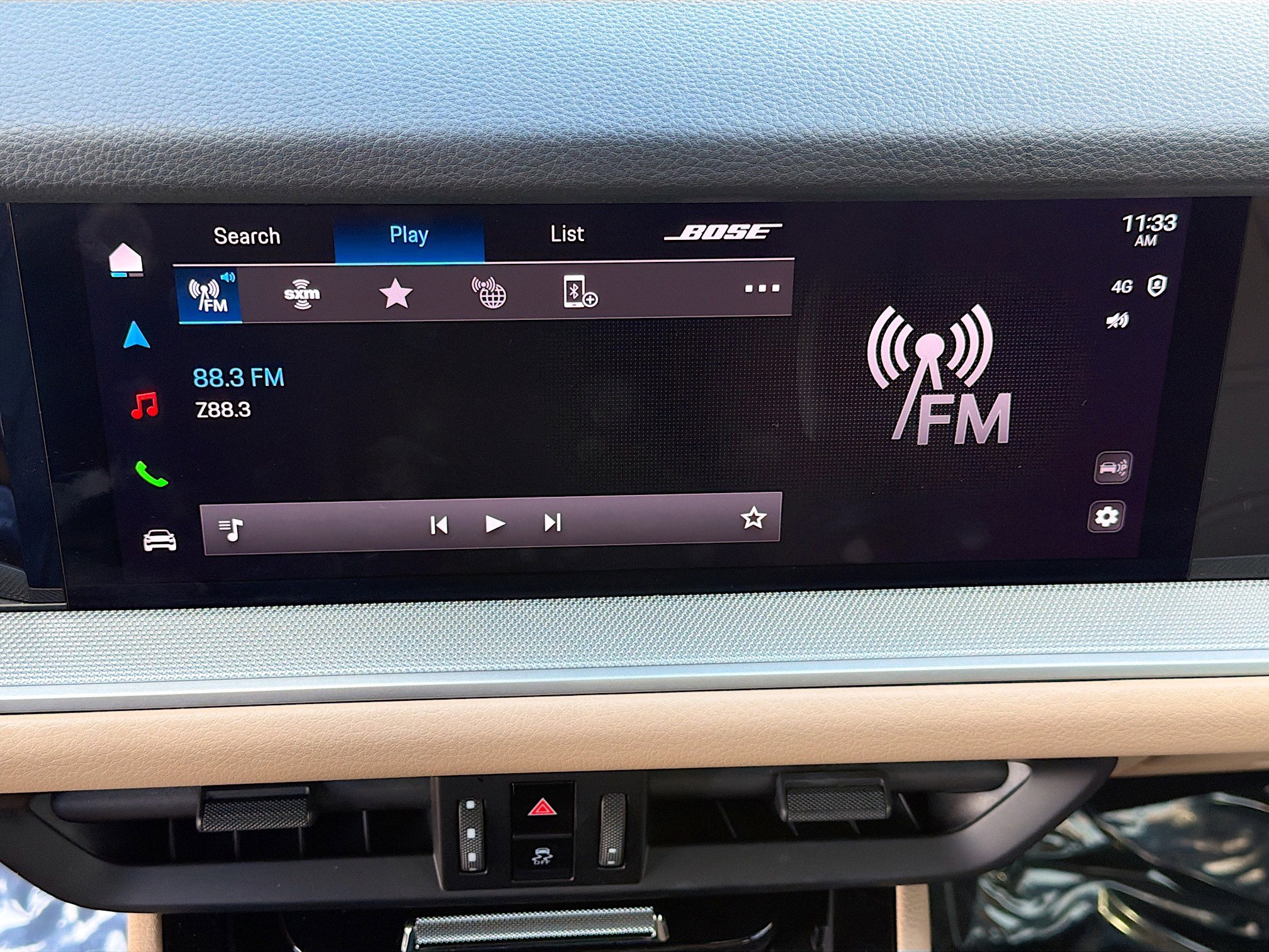 Used 2025 Porsche Cayenne Coupe image 32