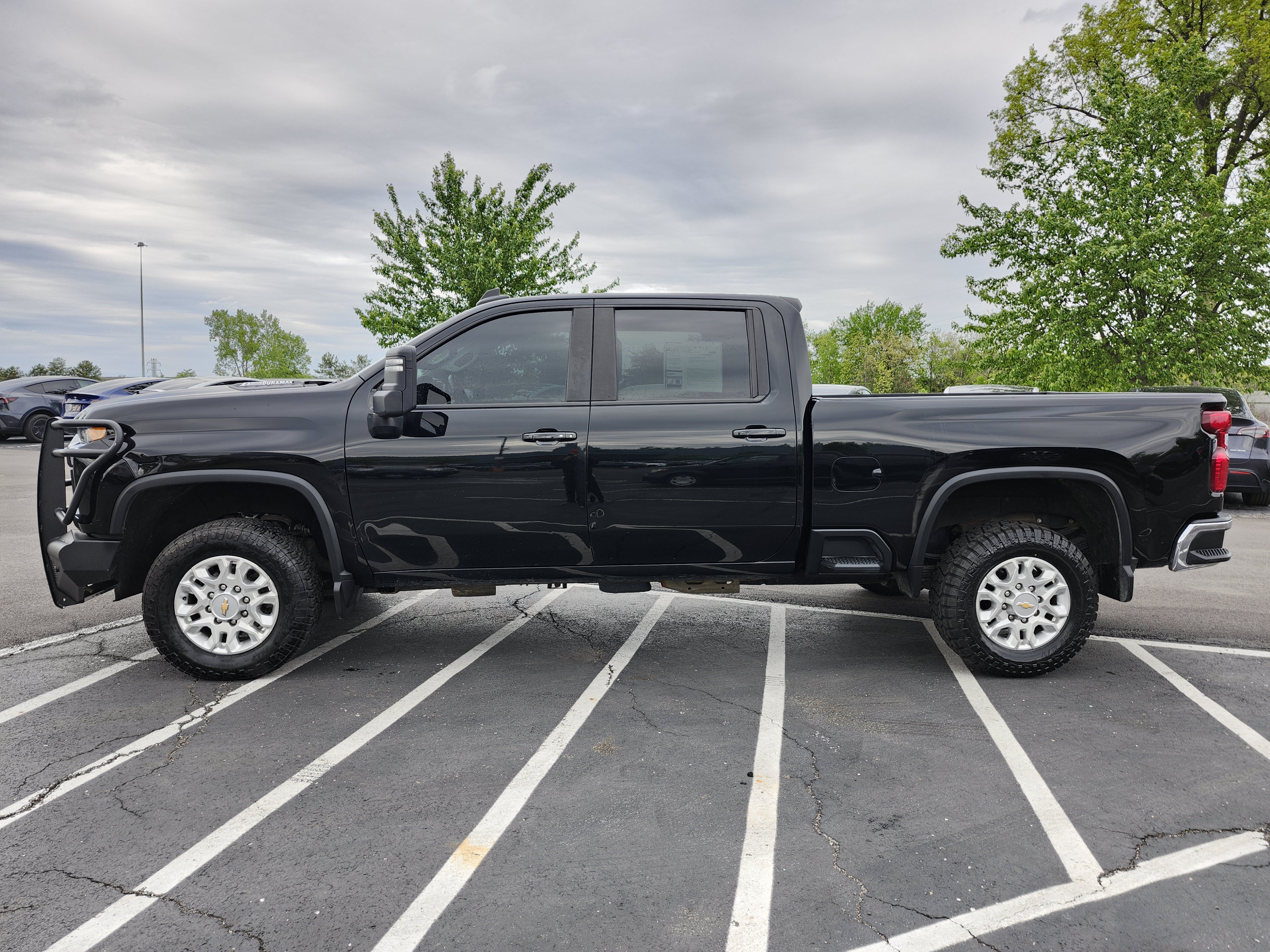 Used 2023 Chevrolet Silverado 3500 LT w/ Convenience Package AWD/4WD image 14
