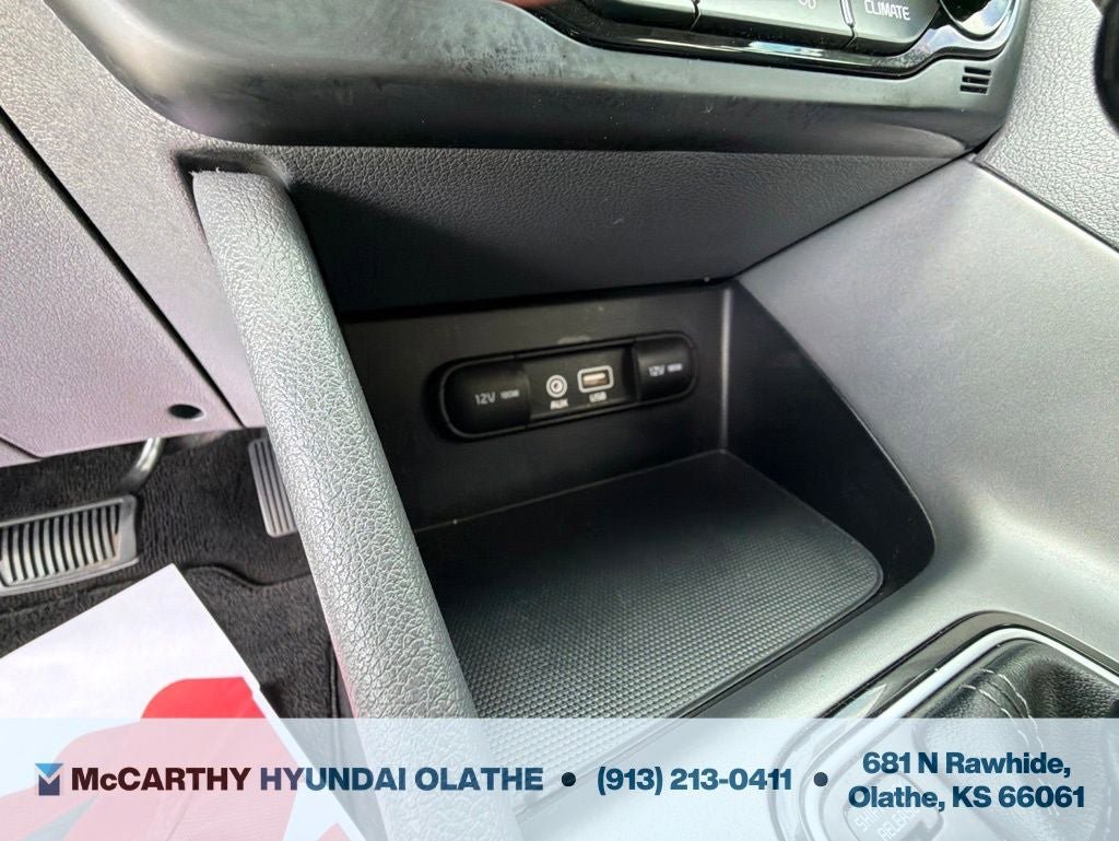 Used 2019 Kia Niro LX FWD image 25