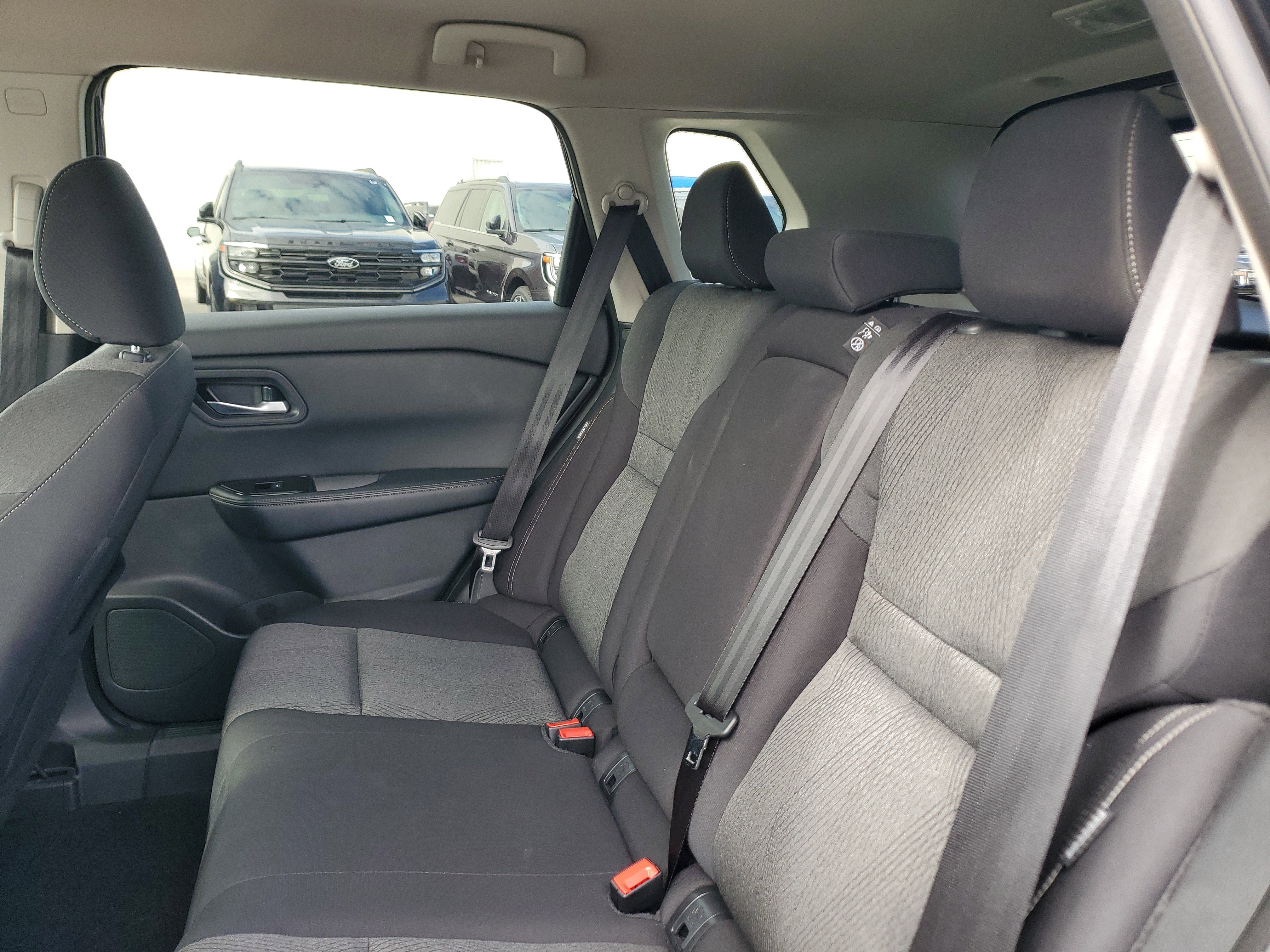 Certified 2024 Nissan Rogue SV image 13