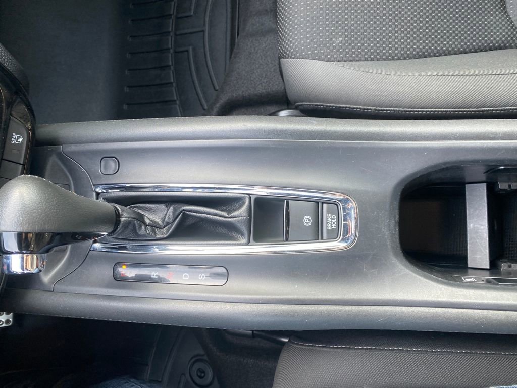 Used 2019 Honda HR-V Sport image 38