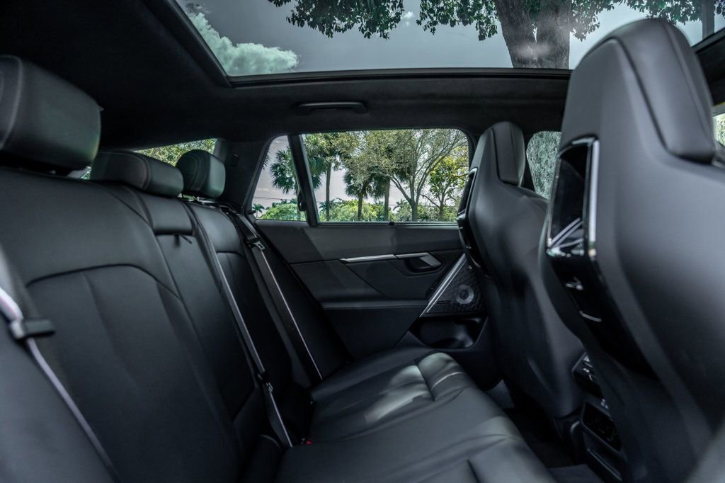 Used 2025 BMW M5 Touring image 24