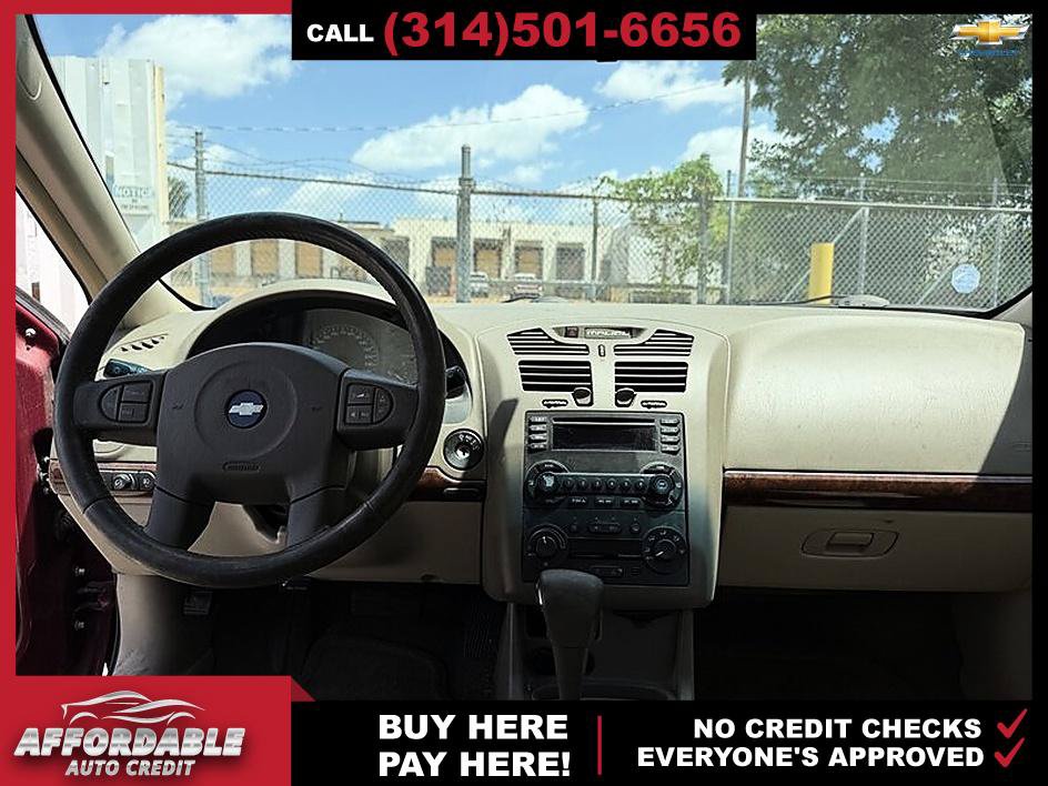 Used 2005 Chevrolet Malibu LT FWD image 12